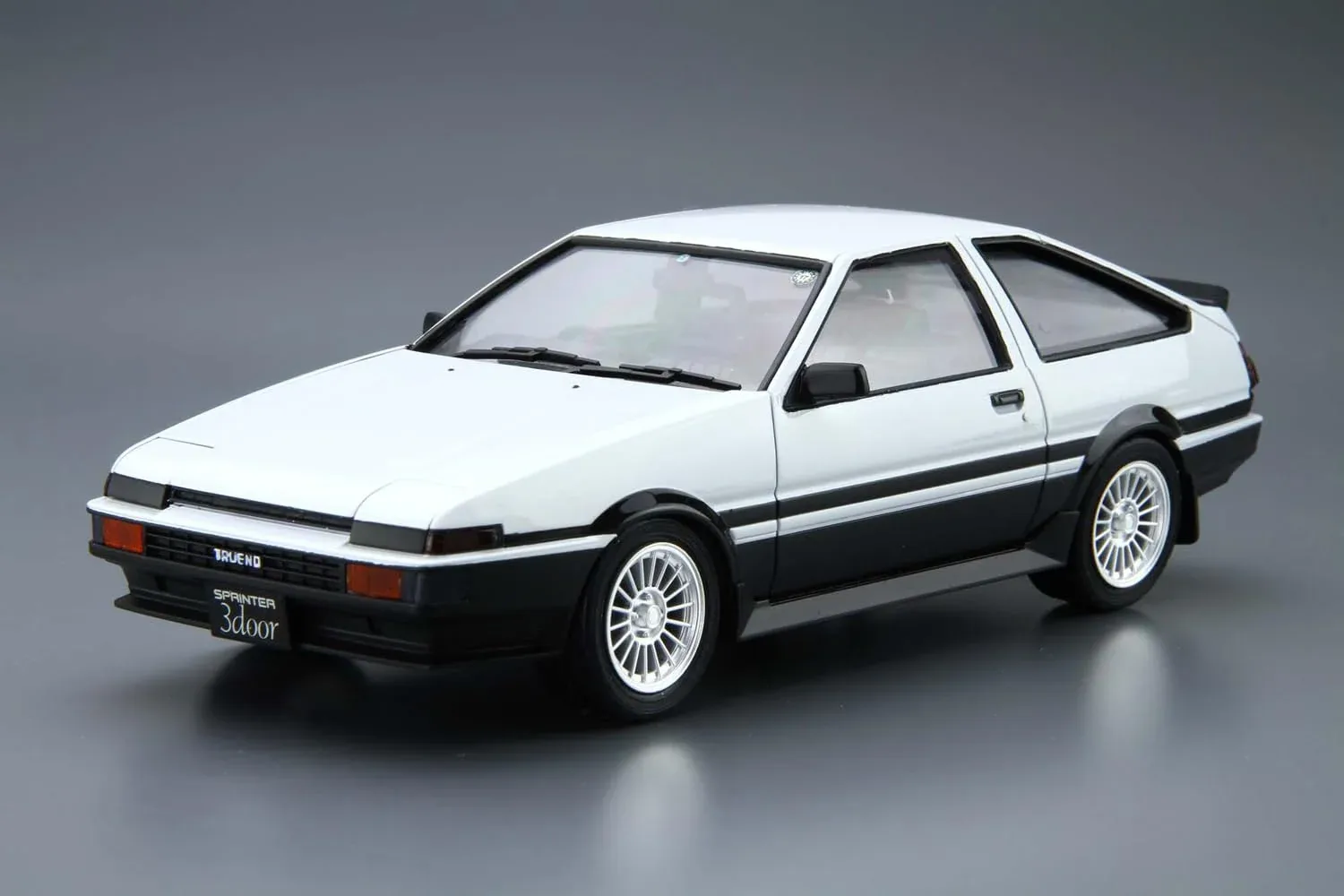 Aoshima 1/24 Toyota AE86 Trueno GT-Apex '85 Plastic Model Car Kit - Image 2